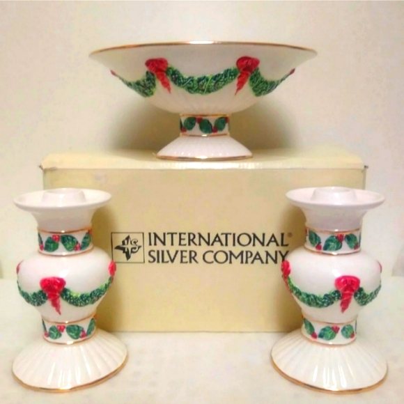 3pc Ceramic Christmas Set - Picture 2 of 7